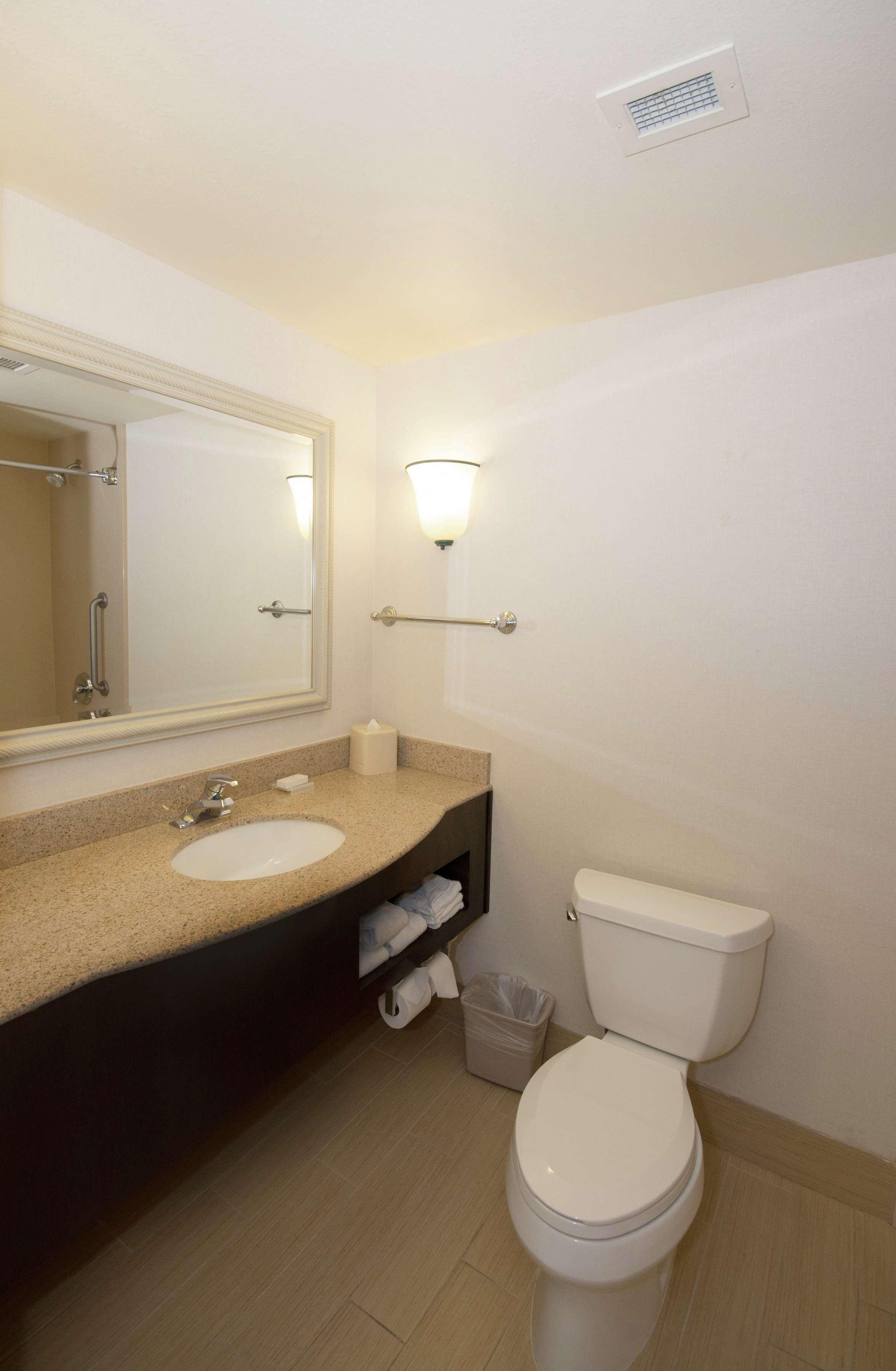 Hilton Garden Inn Palm Springs/Ранчо Мираж Екстериор снимка