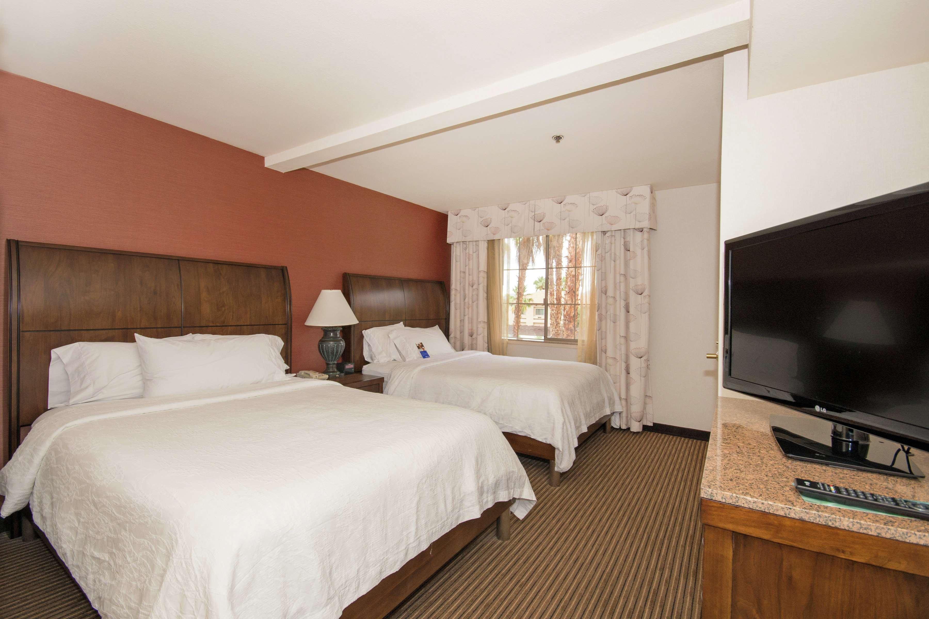 Hilton Garden Inn Palm Springs/Ранчо Мираж Екстериор снимка