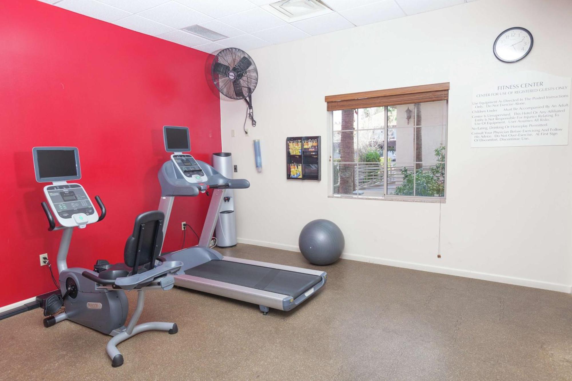 Hilton Garden Inn Palm Springs/Ранчо Мираж Екстериор снимка