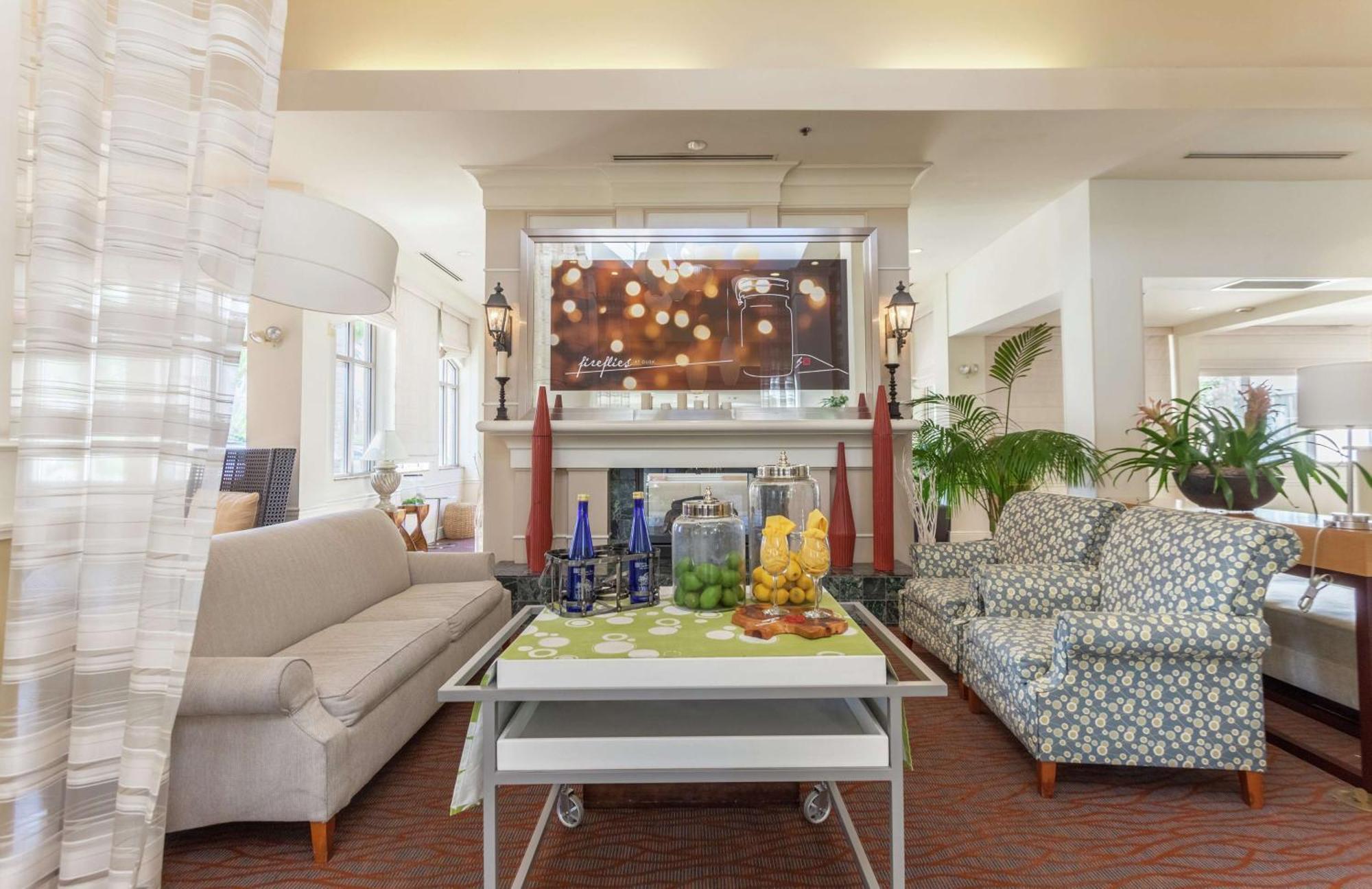 Hilton Garden Inn Palm Springs/Ранчо Мираж Екстериор снимка
