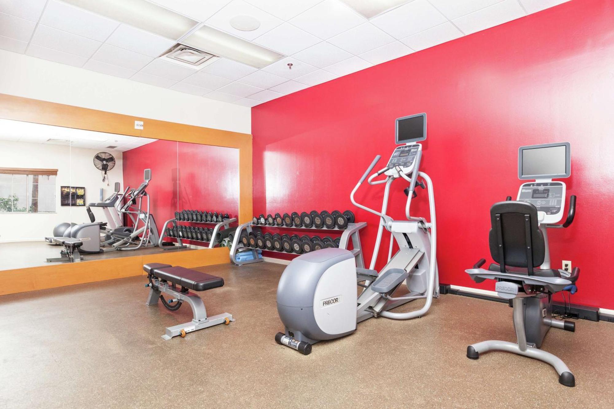 Hilton Garden Inn Palm Springs/Ранчо Мираж Екстериор снимка