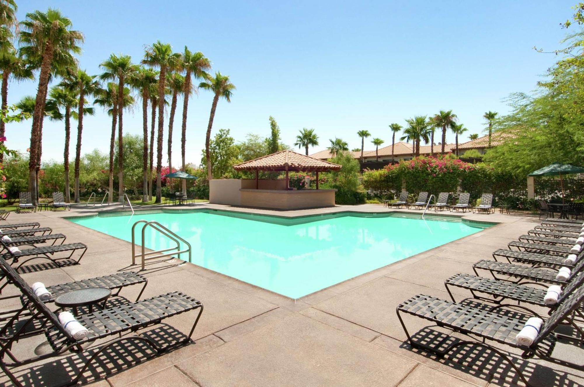 Hilton Garden Inn Palm Springs/Ранчо Мираж Екстериор снимка
