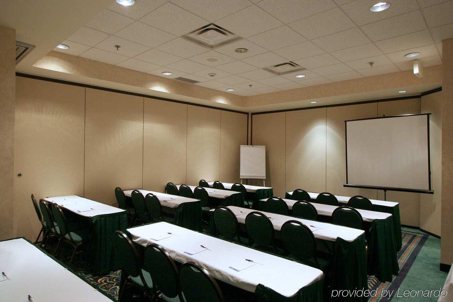 Hilton Garden Inn Palm Springs/Ранчо Мираж Съоръжения снимка