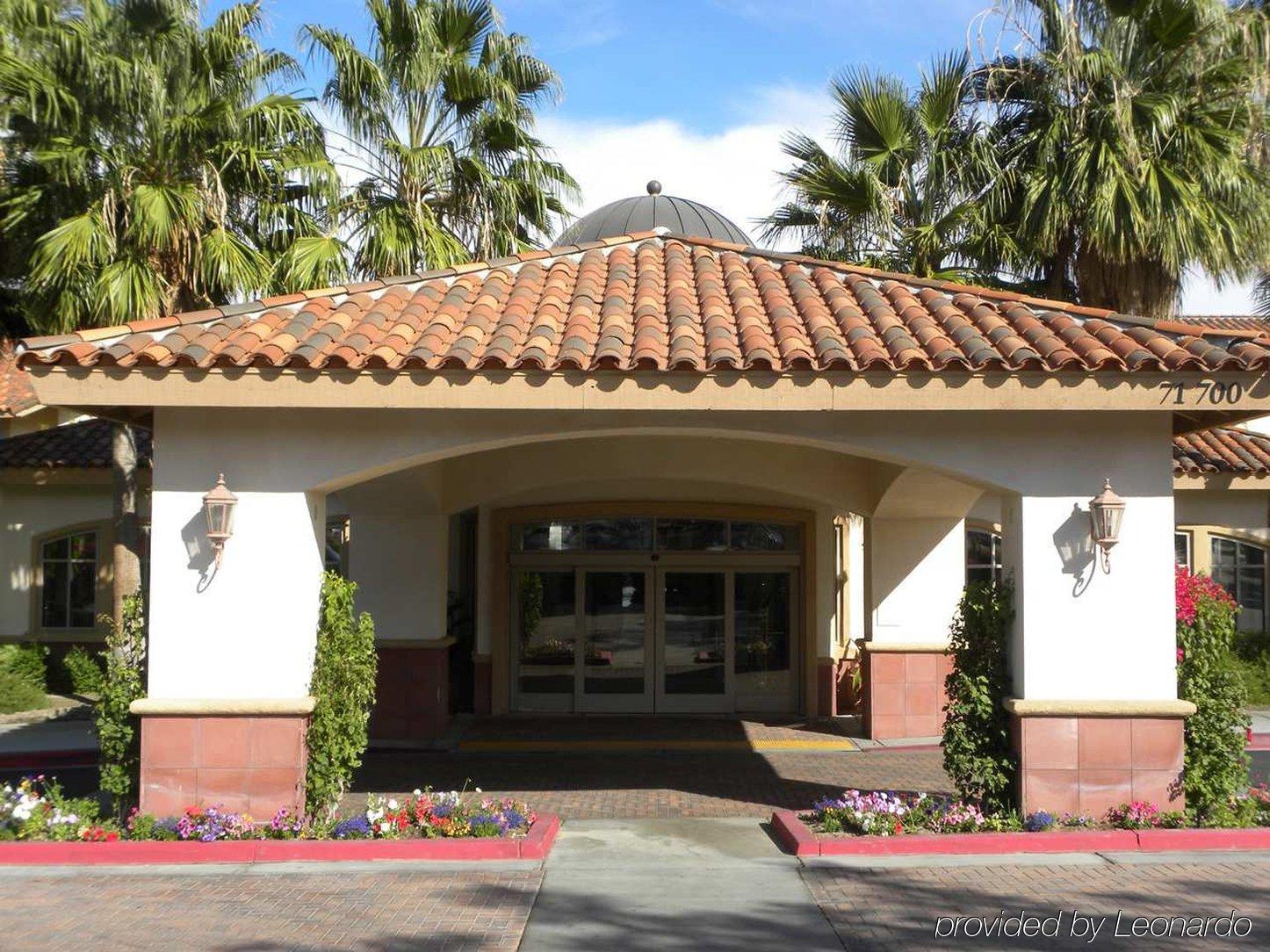 Hilton Garden Inn Palm Springs/Ранчо Мираж Екстериор снимка